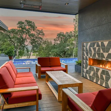 Modern Luxury Villa At Base Of Sonoma Mountain- Includes Wine Tasting Passport